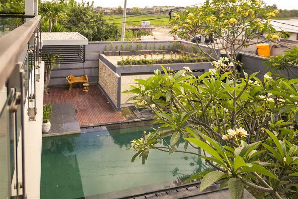 Villa Cascade Seminyak Exterior foto